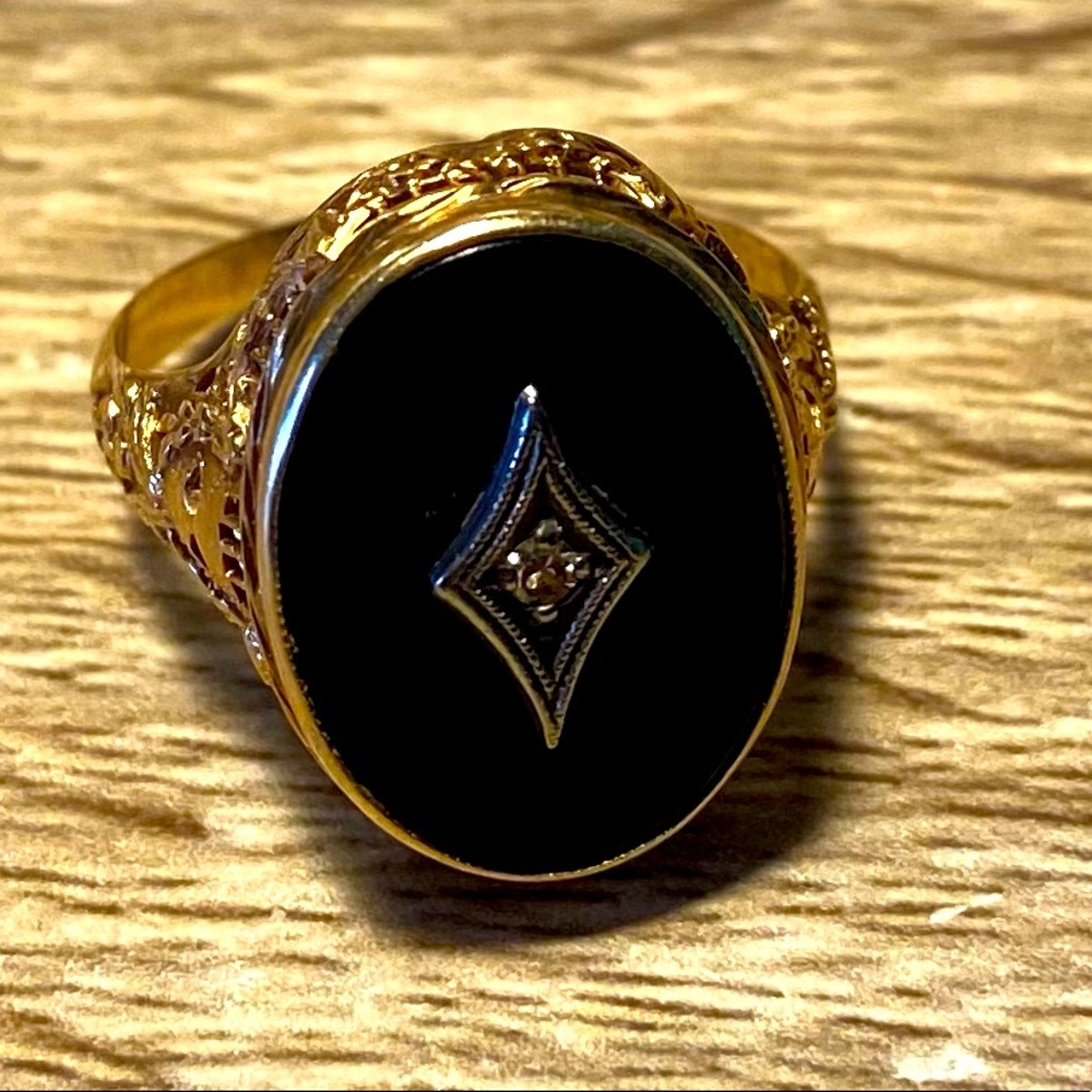 Edwardian 14k Yellow/White Gold Diamond Onyx Ring